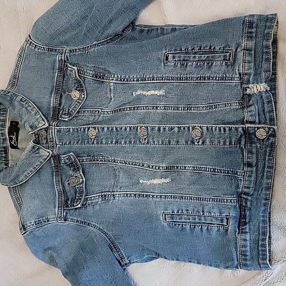 Earl Jeans Distressed Denim Jacket - Picture 2 of 7